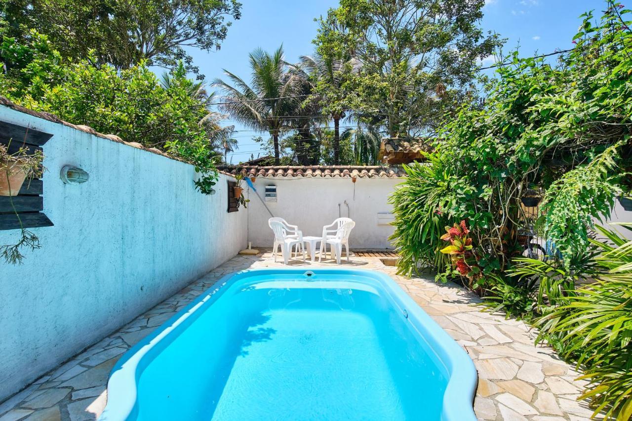 Casa Petúnia com ar e piscina perto do Centro Araquari Exterior foto