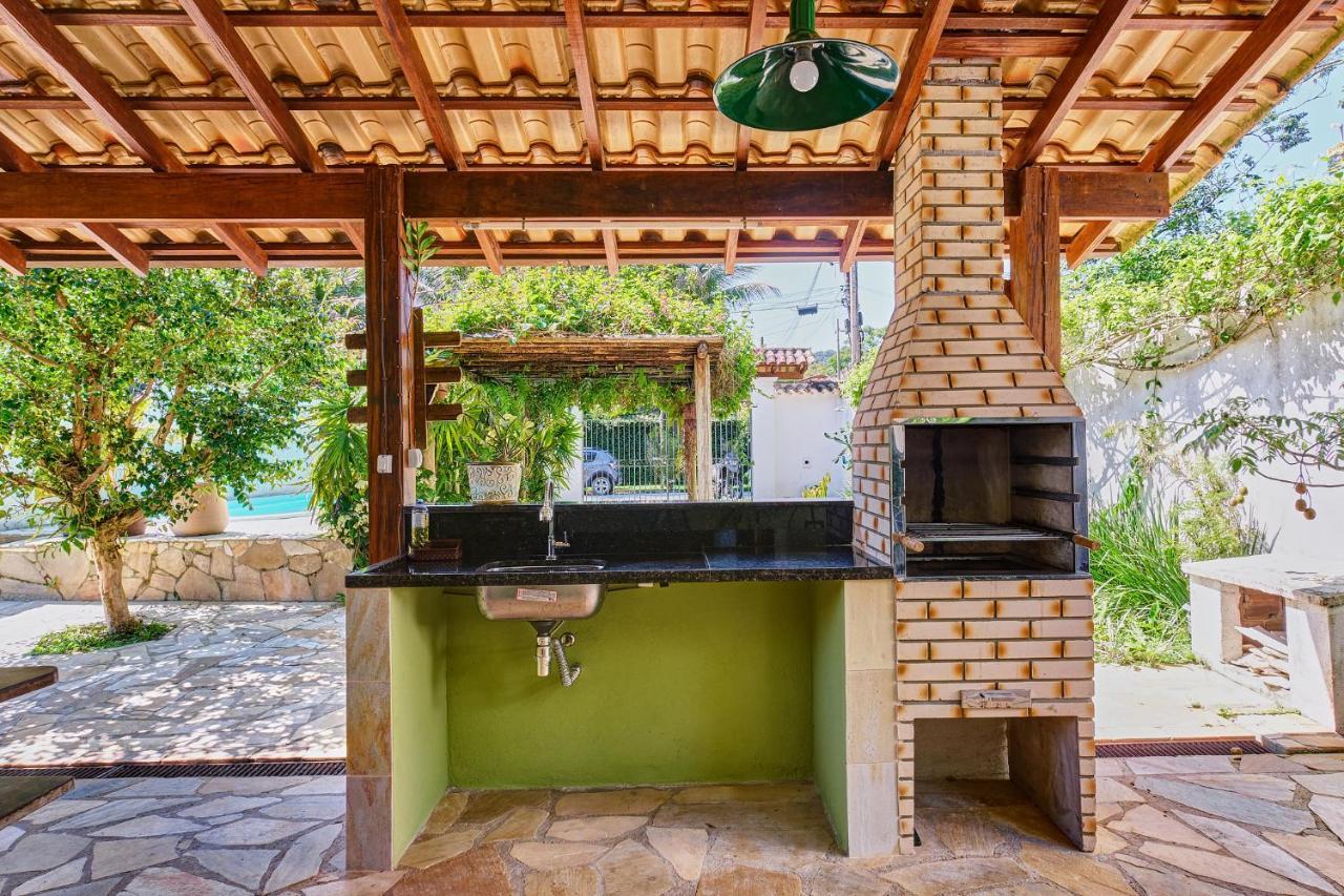 Casa Petúnia com ar e piscina perto do Centro Araquari Exterior foto