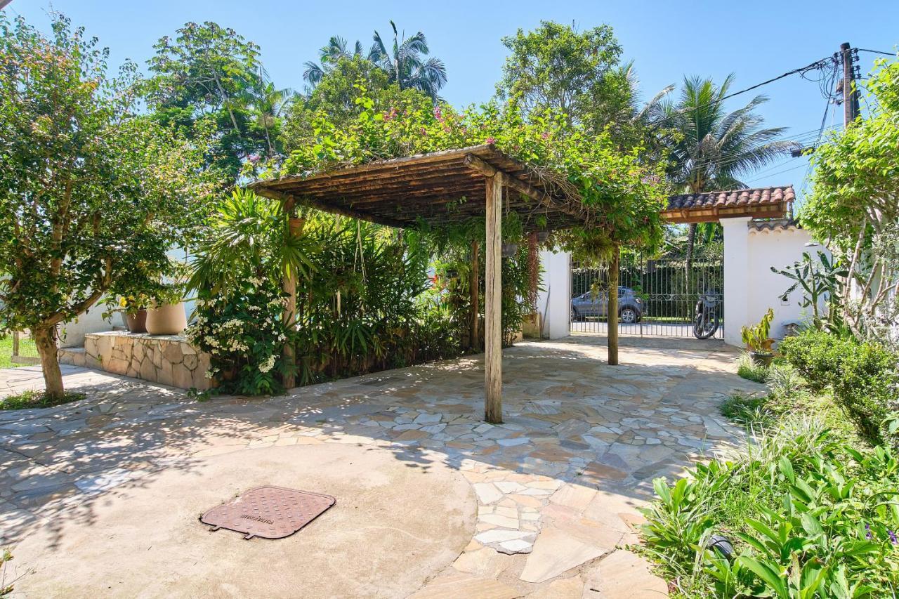Casa Petúnia com ar e piscina perto do Centro Araquari Exterior foto