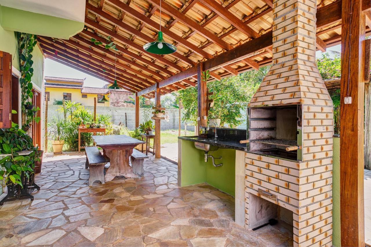 Casa Petúnia com ar e piscina perto do Centro Araquari Exterior foto